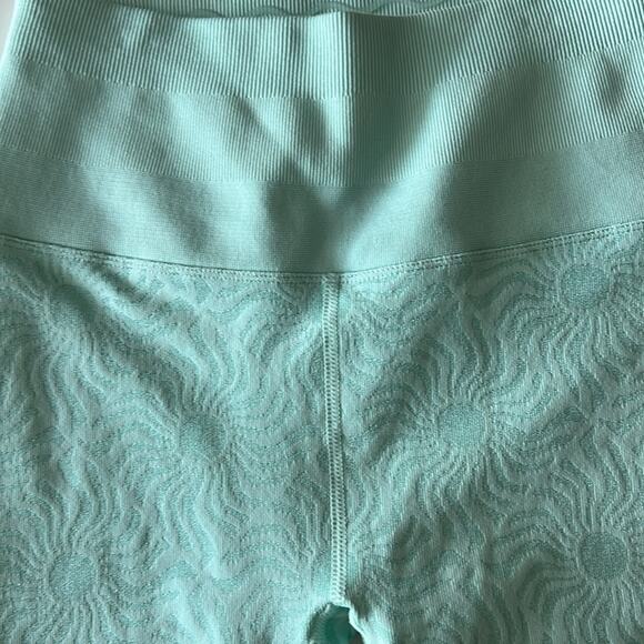 NWT $88 SPIRITUAL GANGSTER love sculpt jacquard leggings XS/S - Picture 4 of 13